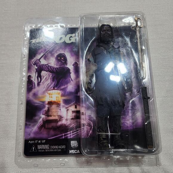 Th Fog Captain Blake 8'' NECA figure - Picture 3 of 6